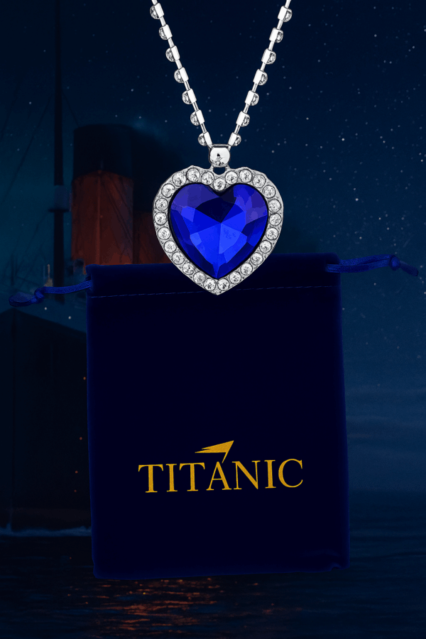 Collier Élégance Océane – Grand Pendentif Cœur Bleu Inspiration Titanic