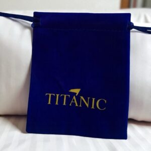 Boucles d’Oreilles Cœur Rouge – Inspiration Titanic avec Pochette Velours