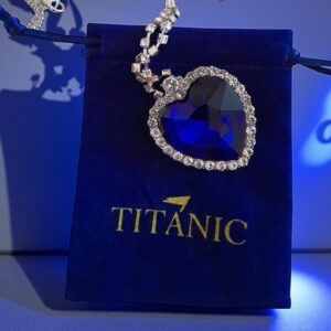 Collier Élégance Océane – Grand Pendentif Cœur Bleu Inspiration Titanic