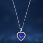 COLLIER ÉLÉGANCE OCÉANE - FORMAT MINI PENDENTIF CŒUR
BLEU INSPIRATION TITANIC